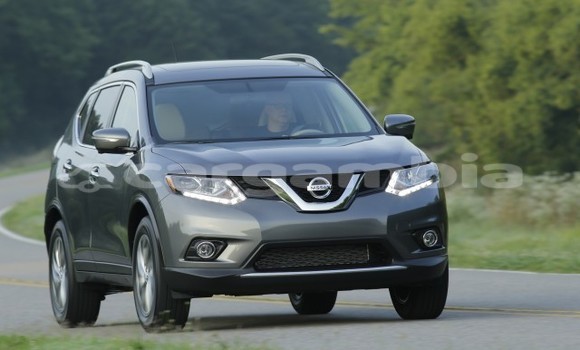 Buy Used Nissan Rogue Silver Car in Serekunda in Kanifing Buy Used Nissan Rogue Silver Car in Serekunda in Kanifing