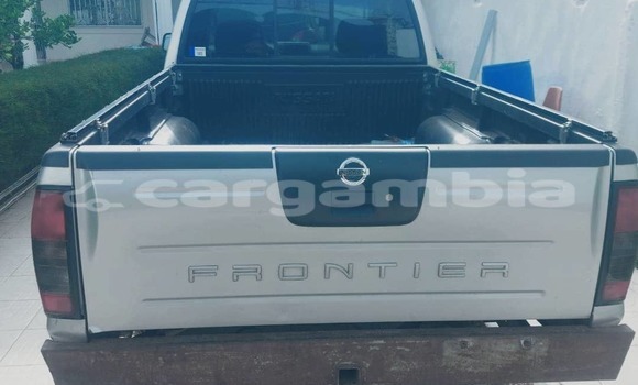 Buy Used Nissan Frontier Silver Car in Serekunda in Kanifing Buy Used Nissan Frontier Silver Car in Serekunda in Kanifing