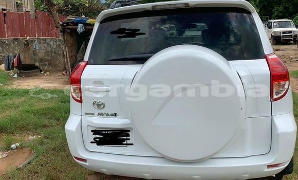 Acheter Occasion Voiture Toyota RAV4 Blanc à Banjul, Banjul Acheter Occasion Voiture Toyota RAV4 Blanc à Banjul, Banjul