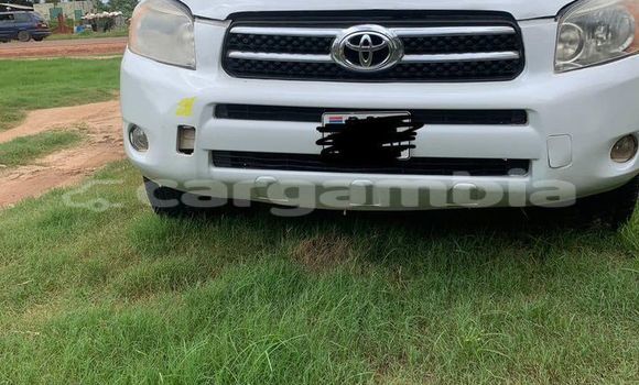 Acheter Occasion Voiture Toyota RAV4 Blanc à Banjul, Banjul Acheter Occasion Voiture Toyota RAV4 Blanc à Banjul, Banjul
