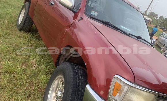 Acheter Occasion Voiture Toyota Pickup Rouge à Banjul, Banjul Acheter Occasion Voiture Toyota Pickup Rouge à Banjul, Banjul