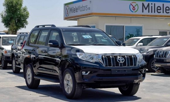 اشتري جديد Toyota Land Cruiser Black سيارة في Bakau في Kanifing اشتري جديد Toyota Land Cruiser Black سيارة في Bakau في Kanifing