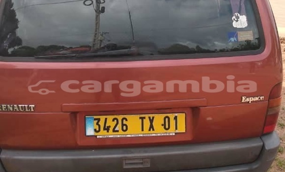 Dieundeu Occasion Renault Sandero RS Red Auto in Banjul in Banjul Dieundeu Occasion Renault Sandero RS Red Auto in Banjul in Banjul