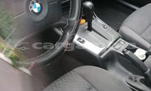 Acheter Occasion Voiture BMW 5–Series Noir à Banjul, Banjul Acheter Occasion Voiture BMW 5–Series Noir à Banjul, Banjul