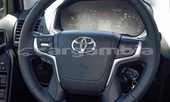 اشتري جديد Toyota Land Cruiser Black سيارة في Bakau في Kanifing اشتري جديد Toyota Land Cruiser Black سيارة في Bakau في Kanifing