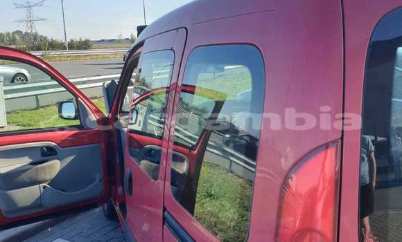 اشتري مستعمل Renault Kangoo Red سيارة في Banjul في Banjul