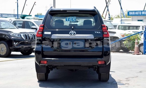 اشتري جديد Toyota Land Cruiser Black سيارة في Bakau في Kanifing اشتري جديد Toyota Land Cruiser Black سيارة في Bakau في Kanifing