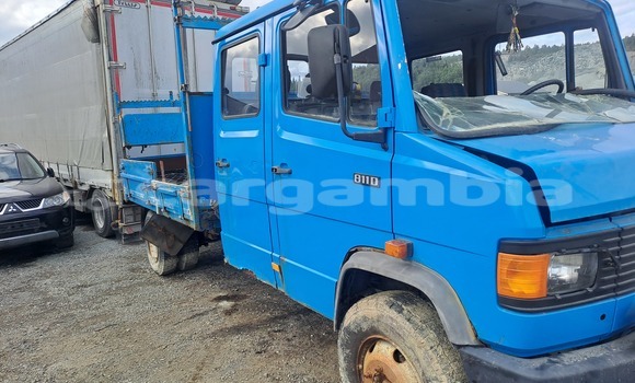 Buy Import Mercedes-Benz X-klasse Concept White Car in Serekunda in Kanifing Buy Import Mercedes-Benz X-klasse Concept White Car in Serekunda in Kanifing