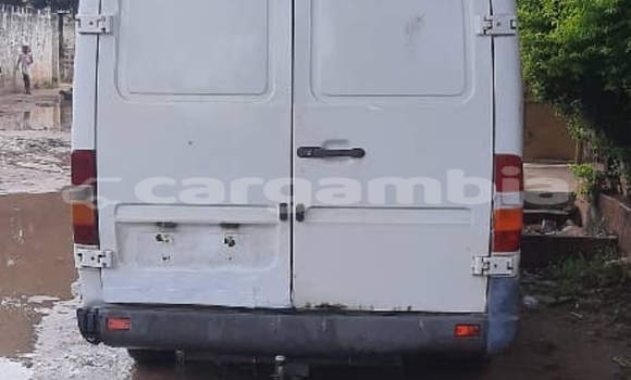 Dieundeu Imported Mercedes-Benz X-klasse Concept White Auto in Serekunda in Kanifing