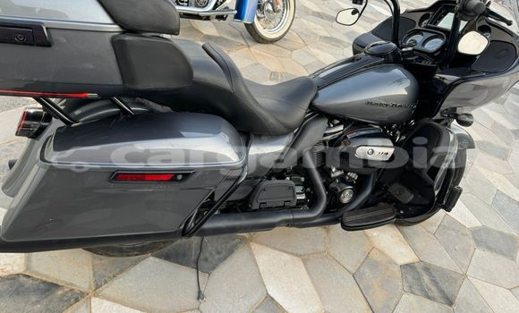اشتري مستعمل Harley Davidson Road Glide Silver دراجة نارية في Banjul في Banjul