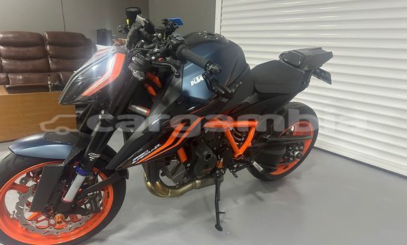 اشتري مستعمل KTM SuperDuke Black دراجة نارية في Banjul في Banjul