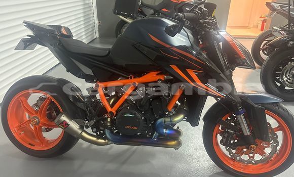 Dieundeu Occasion KTM SuperDuke Black Bike in Banjul in Banjul Dieundeu Occasion KTM SuperDuke Black Bike in Banjul in Banjul