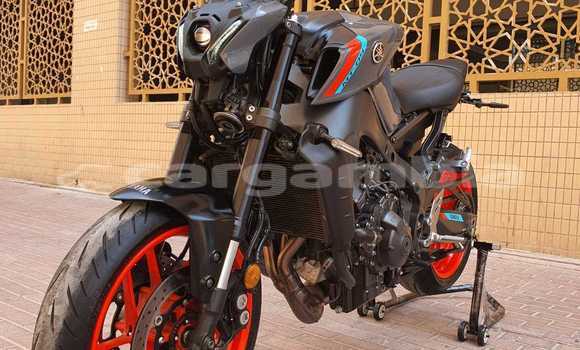 اشتري مستعمل Yamaha MT Beige دراجة نارية في Banjul في Banjul