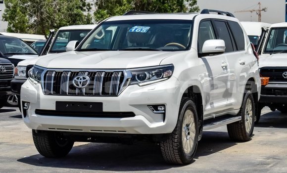 اشتري جديد Toyota Land Cruiser Prado White سيارة في Bakau في Kanifing اشتري جديد Toyota Land Cruiser Prado White سيارة في Bakau في Kanifing