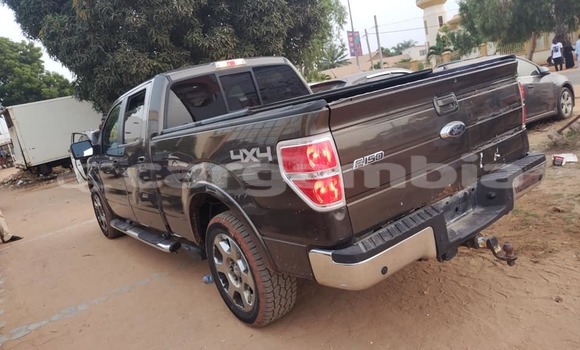 Buy Used Toyota Hilux Black Car in Brufut in Brikama Buy Used Toyota Hilux Black Car in Brufut in Brikama