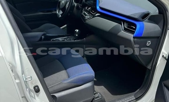 Buy Used Toyota Harrier White Car in Brufut in Brikama Buy Used Toyota Harrier White Car in Brufut in Brikama