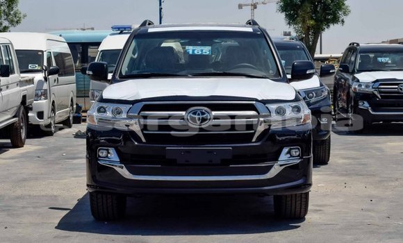 اشتري جديد Toyota Land Cruiser Black سيارة في Bakau في Kanifing اشتري جديد Toyota Land Cruiser Black سيارة في Bakau في Kanifing