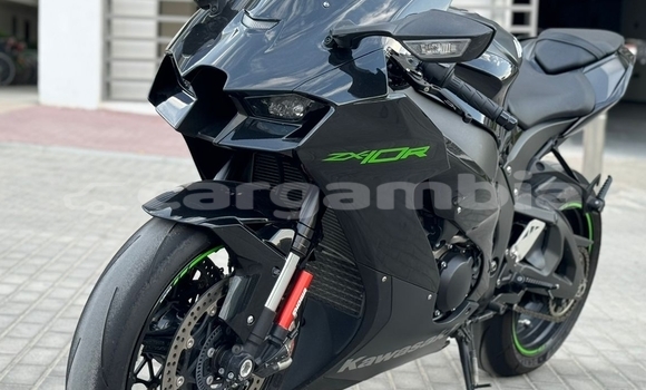 Dieundeu Occasion Kawasaki Ninja ZX-10R Black Bike in Banjul in Banjul Dieundeu Occasion Kawasaki Ninja ZX-10R Black Bike in Banjul in Banjul