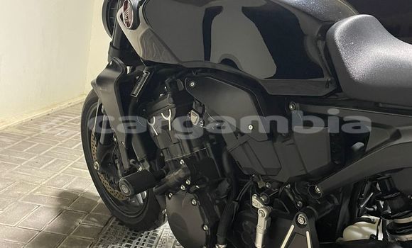 Buy Used Honda CB Black Bike in Banjul in Banjul Buy Used Honda CB Black Bike in Banjul in Banjul