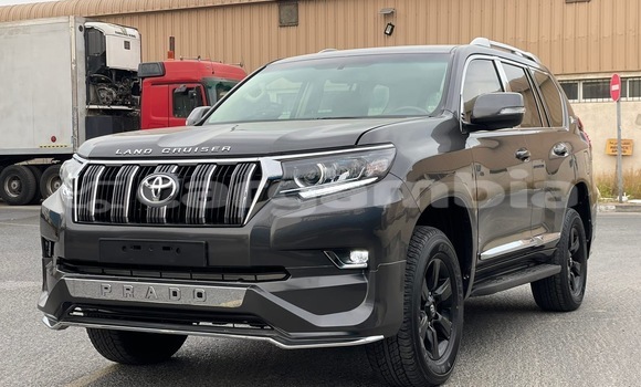 Acheter Import Voiture Toyota Prado Noir à Brufut, Brikama Acheter Import Voiture Toyota Prado Noir à Brufut, Brikama