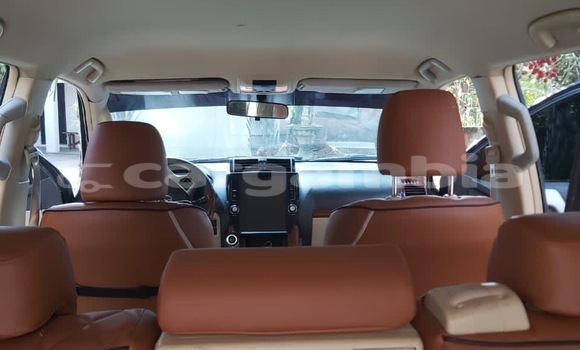 Acheter Import Voiture Toyota Prado Noir à Brufut, Brikama Acheter Import Voiture Toyota Prado Noir à Brufut, Brikama