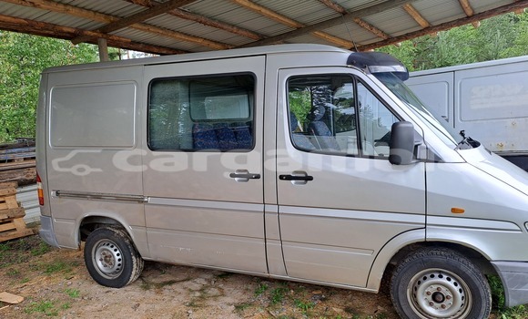 Acheter Occasion Voiture Mercedes‒Benz Esprit Blanc à Banjul, Banjul Acheter Occasion Voiture Mercedes‒Benz Esprit Blanc à Banjul, Banjul