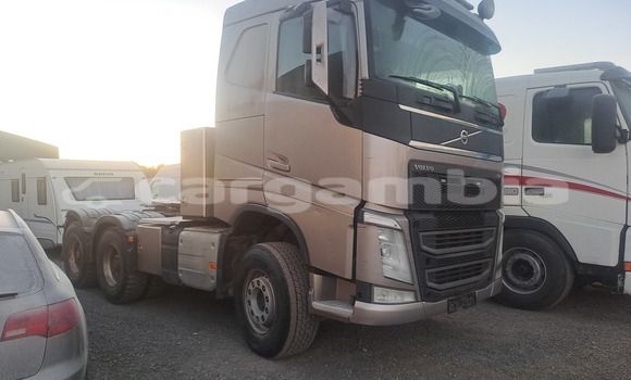 Buy Used Scania R420 Brown Truck in Banjul in Banjul Buy Used Scania R420 Brown Truck in Banjul in Banjul