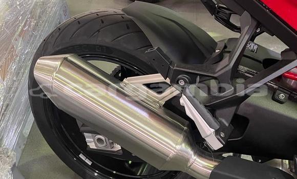 Buy Used BMW S 1000 Red Bike in Banjul in Banjul Buy Used BMW S 1000 Red Bike in Banjul in Banjul