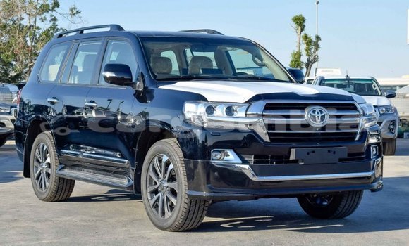 اشتري جديد Toyota Land Cruiser Black سيارة في Bakau في Kanifing اشتري جديد Toyota Land Cruiser Black سيارة في Bakau في Kanifing