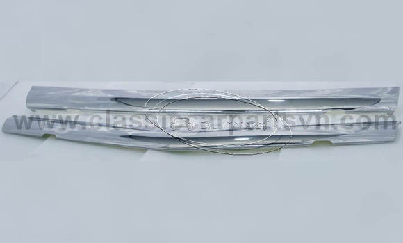 Acheter Mercedes R107 US bumpers à Brufut, Brikama Acheter Mercedes R107 US bumpers à Brufut, Brikama