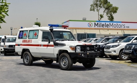 اشتري جديد Toyota Land Cruiser White سيارة في Bakau في Kanifing
