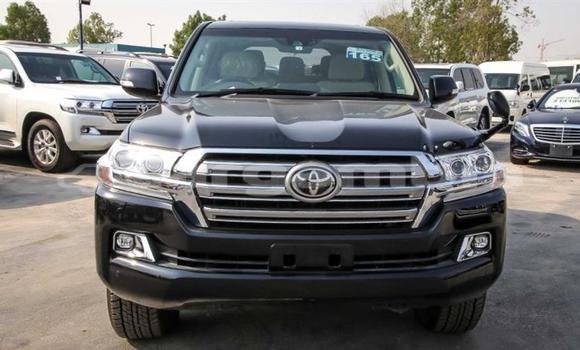 اشتري جديد Toyota Land Cruiser Black سيارة في Bakau في Kanifing اشتري جديد Toyota Land Cruiser Black سيارة في Bakau في Kanifing
