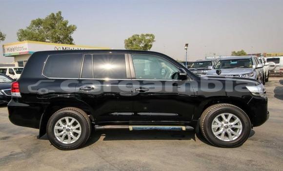 اشتري جديد Toyota Land Cruiser Black سيارة في Bakau في Kanifing اشتري جديد Toyota Land Cruiser Black سيارة في Bakau في Kanifing