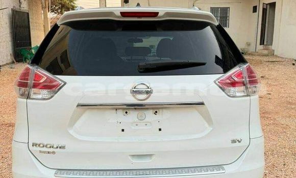 Buy Used Nissan Rogue White Car in Serekunda in Kanifing Buy Used Nissan Rogue White Car in Serekunda in Kanifing