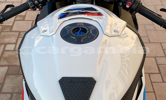 Buy Used BMW S 1000 White Bike in Banjul in Banjul Buy Used BMW S 1000 White Bike in Banjul in Banjul
