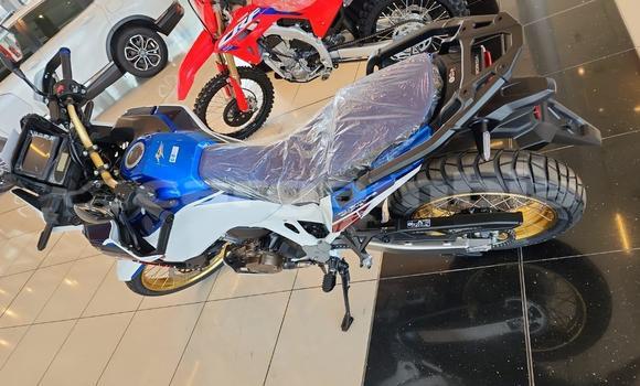 Buy Used Honda CRF Blue Bike in Banjul in Banjul Buy Used Honda CRF Blue Bike in Banjul in Banjul