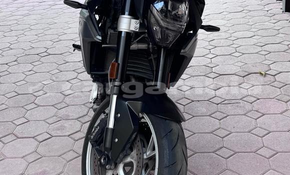 Buy Used BMW R 900 Black Bike in Banjul in Banjul Buy Used BMW R 900 Black Bike in Banjul in Banjul