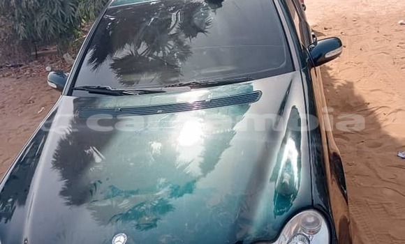 اشتري مستعمل Bedford CFL Other سيارة في Banjul في Banjul