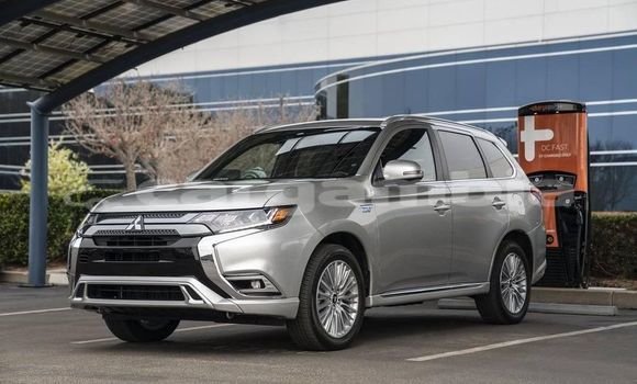 اشتري مستعمل Mitsubishi Outlander Other سيارة في Banjul في Banjul