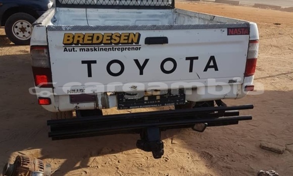 Acheter Occasion Voiture Toyota Hilux Blanc à Banjul, Banjul Acheter Occasion Voiture Toyota Hilux Blanc à Banjul, Banjul