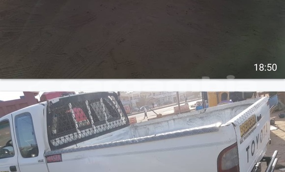 Acheter Occasion Voiture Toyota Hilux Blanc à Banjul, Banjul Acheter Occasion Voiture Toyota Hilux Blanc à Banjul, Banjul