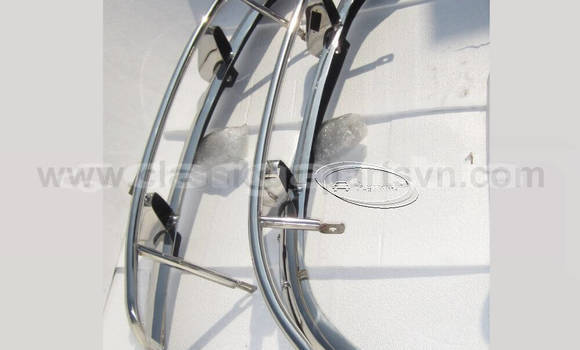 Acheter Volvo PV 544 US bumper à Bansang, Janjanbureh Acheter Volvo PV 544 US bumper à Bansang, Janjanbureh