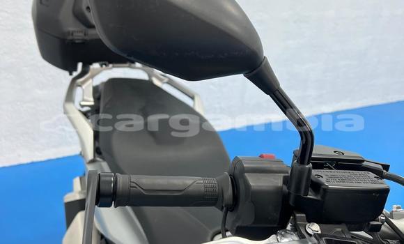 Buy Used Honda X-ADV Silver Bike in Banjul in Banjul Buy Used Honda X-ADV Silver Bike in Banjul in Banjul