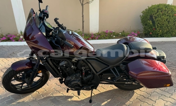 اشتري مستعمل Honda Rebel Red دراجة نارية في Banjul في Banjul