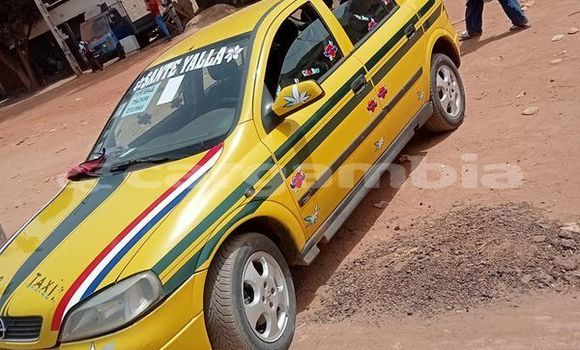 اشتري مستعمل Opel Admiral Other سيارة في Banjul في Banjul