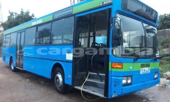 اشتري مستعمل Mercedes Viano Blue سيارة في Serekunda في Kanifing