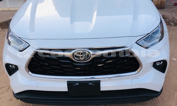 Acheter Neuf Voiture Toyota Highlander Blanc à Serekunda, Kanifing Acheter Neuf Voiture Toyota Highlander Blanc à Serekunda, Kanifing