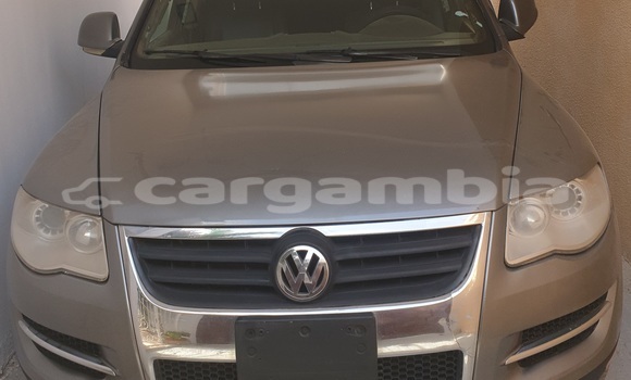Dieundeu Occasion Volkswagen Touareg Silver Auto in Bakau in Kanifing
