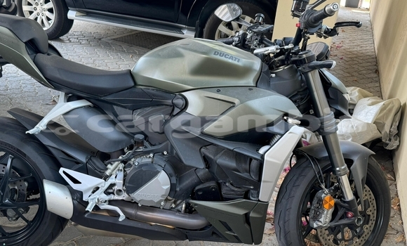 Buy Used Ducati Streetfighter Black Bike in Banjul in Banjul Buy Used Ducati Streetfighter Black Bike in Banjul in Banjul