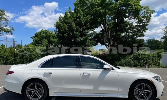 Buy Used Mercedes‒Benz S–Class White Car in Bakau in Kanifing Buy Used Mercedes‒Benz S–Class White Car in Bakau in Kanifing